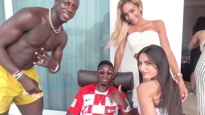 Les vacances Olé Olé de Presnel Kimpembé, Benjamin Mendy et Ousmane Dembélé ! (Vidéos)