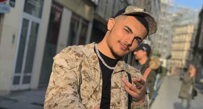 RK remet en place un fan qui lui pose une « vieille question »