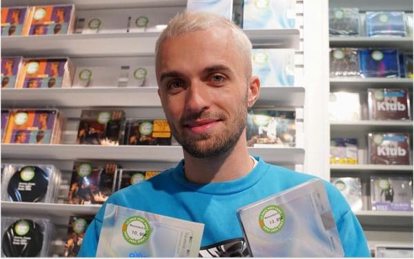 Sans tabou, Squeezie révèle face caméra qu’il est multi-millionaire