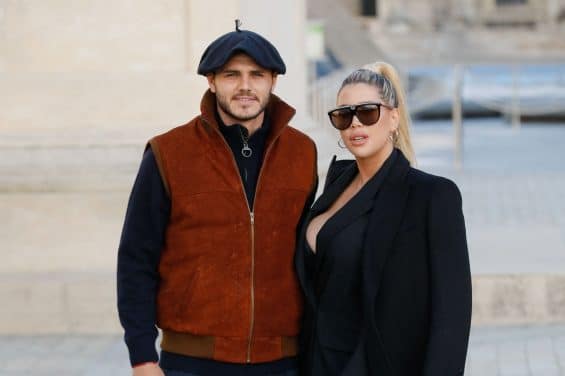 Mauro Icardi et sa femme Wanda Nara arrivent au dÈfilÈ de mode Louis Vuitton lors de la Fashion Week printemps/ÈtÈ 2022 ‡ Paris, FRance, le 5 octobre 2021. © Veeren Ramsamy-Christophe Clovis/Bestimage