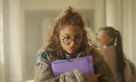 Wejdene se venge du harcèlement scolaire avec son titre « La meilleure »