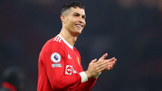 Cristiano Ronaldo toujours en contact avec le PSG pour des négociations ?