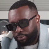 Gims lors de son passage dans le podcast OuiHustle