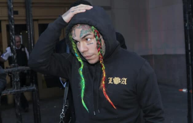 6ix9ine ruiné ? Le rappeur serait désormais poursuivi par sa banque