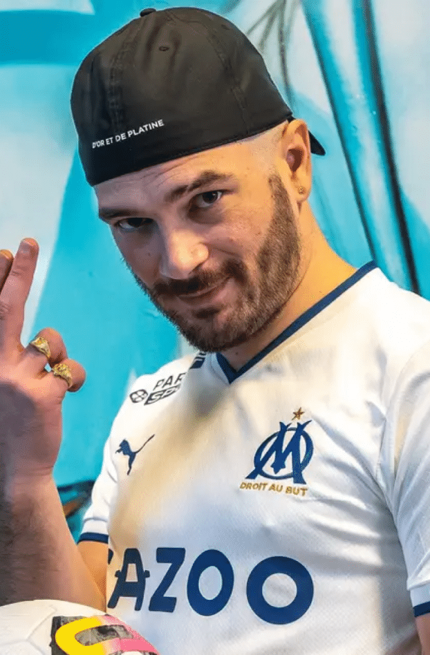 Jul réalise un des meilleurs démarrages de l'année avec son album « C’est quand qu’il s’éteint ? »