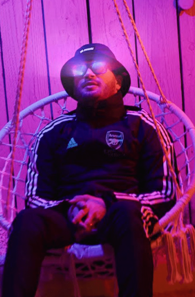 Jul prouve qu'il est une légende du rap avec une performance tout simplement incroyable