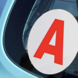 Le permis de conduire va devenir accessible à 17 ans dès 2024