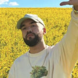 Oli possède une collaboration exclusif avec de très gros artistes