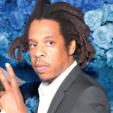 Jay-Z bat un nouveau record incroyable dans le monde de la musique