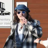 Johnny Depp en petite forme ? Ces images inquiètent le public