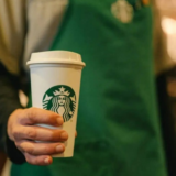 Un faux Starbucks cartonne dès son ouverture en Algérie