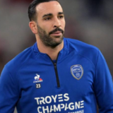 Adil Rami accuse certains joueurs à l'égo surdimensionné de profiter du PSG