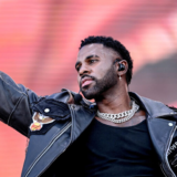 Jason Derulo accusé de harcèlement sexuel par une chanteuse de son label