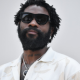 Damso officialise la sortie de son nouvel album et avertit ses fans