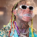 6ix9ine condamné à une énorme amende pour s'en être pris à une danseuse