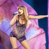 « Je suis dévastée » : Taylor Swift réagit à la disparition d'une fan de 23 ans pendant son concert au Brésil
