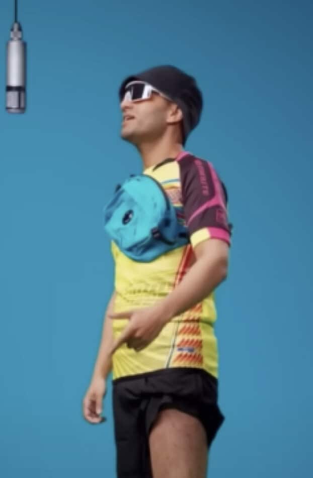Malik Bentalha imite Jul dans un freestyle pour COLORS et fait le buzz sur la toile