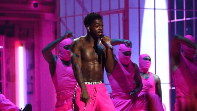Lil Nas X (24 ans) utilise ses propres pets pour son prochain morceau