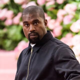 « Pas de pantalon cette année » : Kanye West fait son retour sur Instagram avec des clichés de sa femme