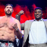 Francis Ngannou fait une proposition après le report du combat de Tyson Fury et Oleksandr Usyk