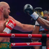 « Tyson Fury est comme un playboy » : Francis Ngannou se moque de son ancien adversaire