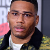 Nelly explique pourquoi le début des années 2000 était l'ère la plus difficile dans l'histoire du hip hop