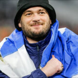 Jul a rempli son concert au Stade de France et au Vélodrome dans un temps record