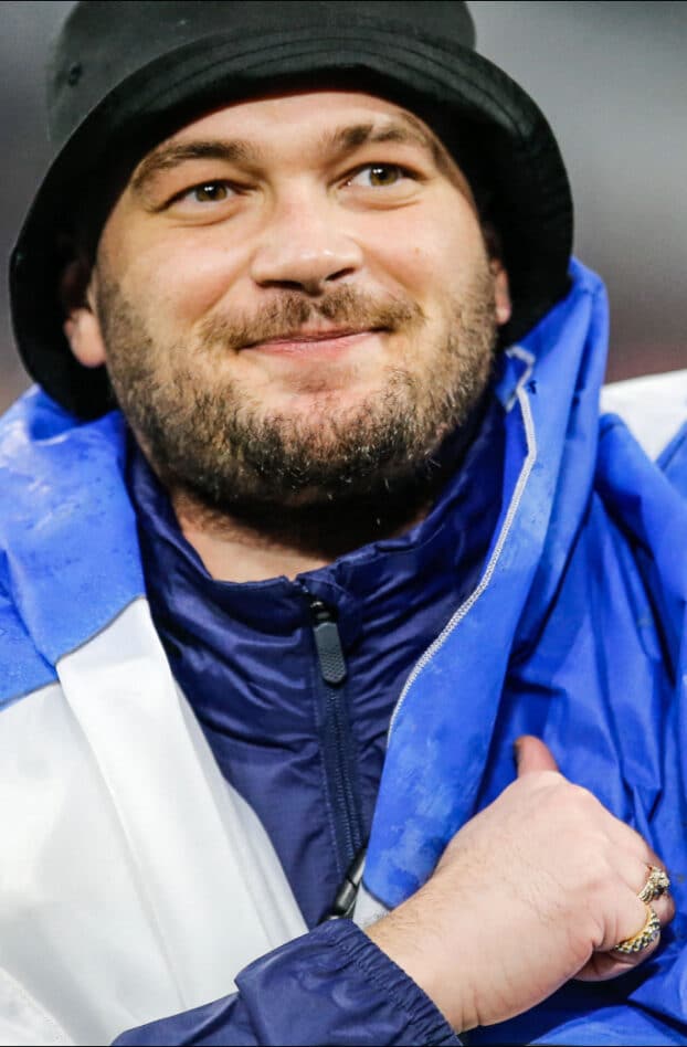 Jul a rempli son concert au Stade de France et au Vélodrome dans un temps record