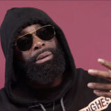 « Tout est marqué, il n'y a pas d'autres noms » : Kaaris fait une mise au point sur OR NOIR