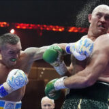 « Les gens se rangent du côté de son pays » : Tyson Fury ne digère pas sa défaite face à Oleksandr Usyk