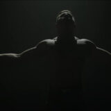 Conor McGregor impressionnant dans le trailer de l'UFC 303