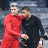 Kylian Mbappé contraint de porter un masque : Robert Lewandowski lance un avertissement