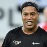 « C'est peut-être l'une des pires équipes » : Ronaldinho détruit sévèrement l'équipe du Brésil