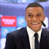 Kylian Mbappé prête son image à une marque chinoise, les fans ne sont pas convaincus
