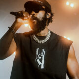 Damso annonce de bonnes nouvelles à ses fans avant la sortie de son album « BĒYĀH »