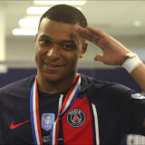 Le PSG condamné à verser 55 millions d'euros à Kylian Mbappé, le club riposte