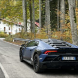 Ils louent une Lamborghini et percutent un cycliste avant de prendre la fuite