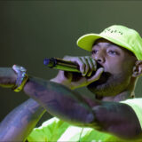 Booba dévoile un extrait d'un titre inédit et demande l'avis de ses fans