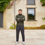 Antoine Dupont vous invite dans son domicile familial avec Airbnb