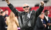 DJ Snake : pourquoi porte-t-il des lunettes de soleil ? La raison est étonnante