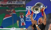 Luis Enrique honoré par un tifo des supporters parisiens pour rendre hommage à sa fille