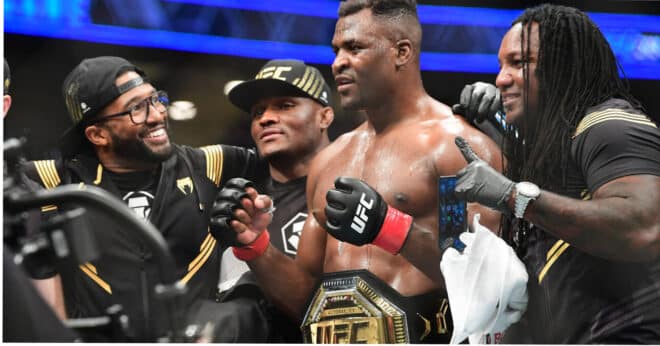 Joe Rogan dévoile le plus impressionnant KO de Francis Ngannou