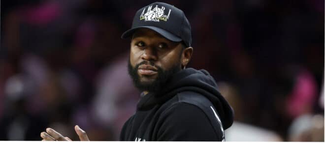 Floyd Mayweather va-t-il mettre fin à sa retraite après le duel face à Mike Tyson : « On est encore en train de… »
