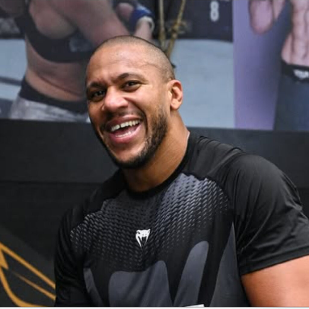 "C'est le Michael Jordan du MMA" : Ciryl Gane rêve de se faire coacher par ce champion