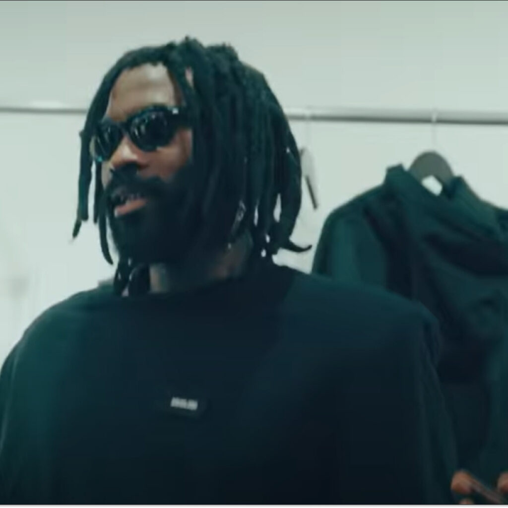 Damso accusé d'acheter des vues sur Youtube pour son dernier clip « MTL »