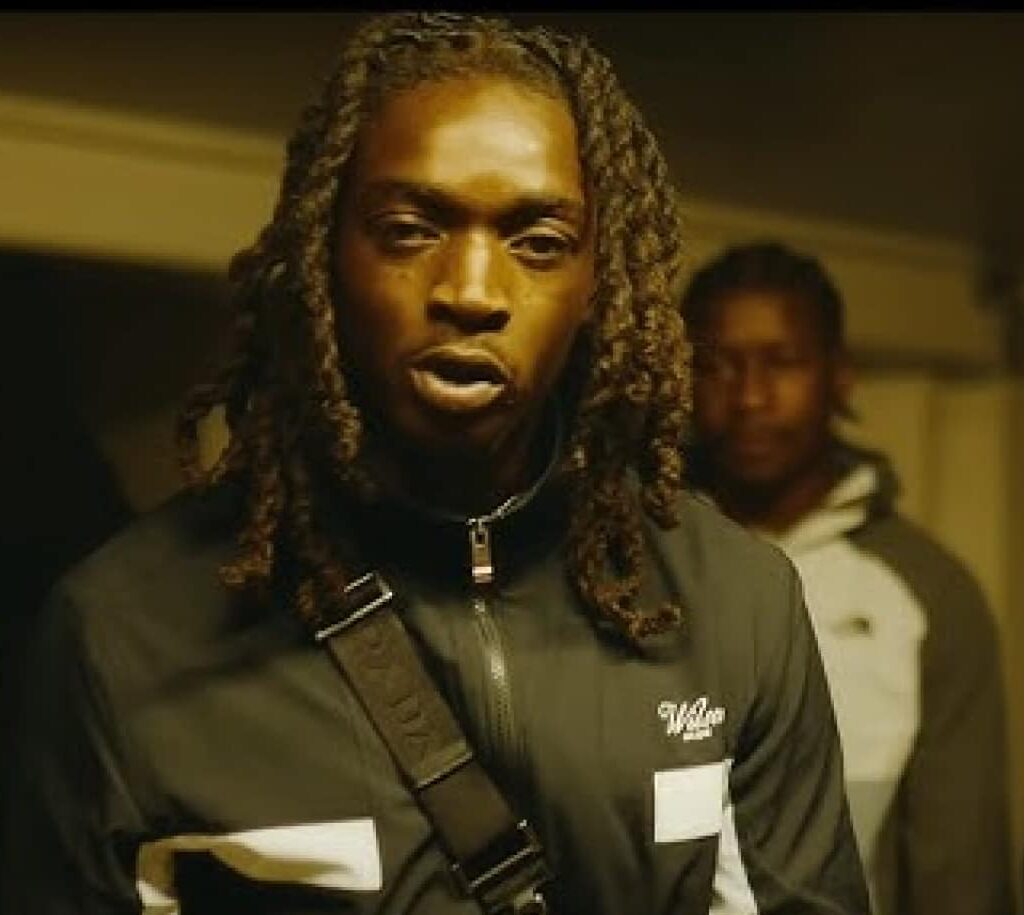 La Rvfleuse a eu une carrière de footballeur avant le rap