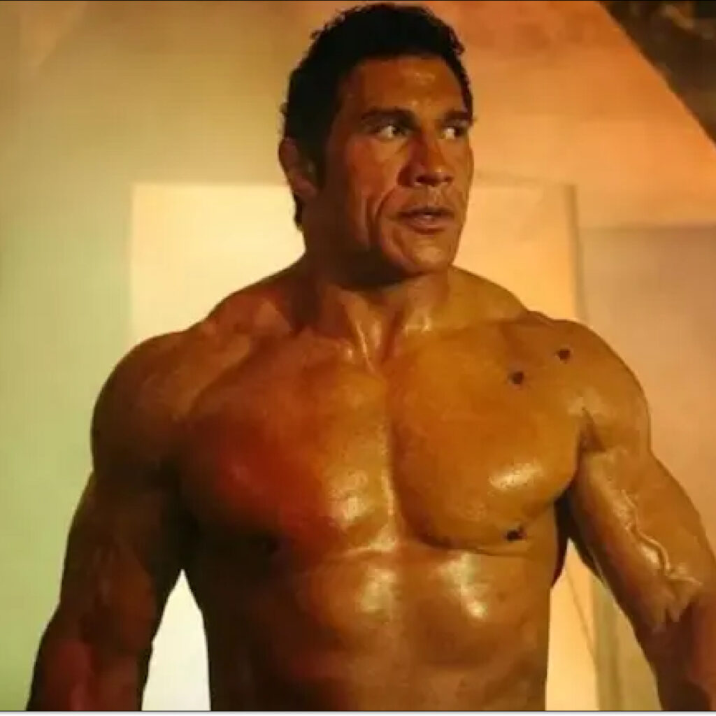 Smashing Machine : Dwayne Johnson avait besoin de 4h par jour pour se mettre dans la peau de Mark Kerr