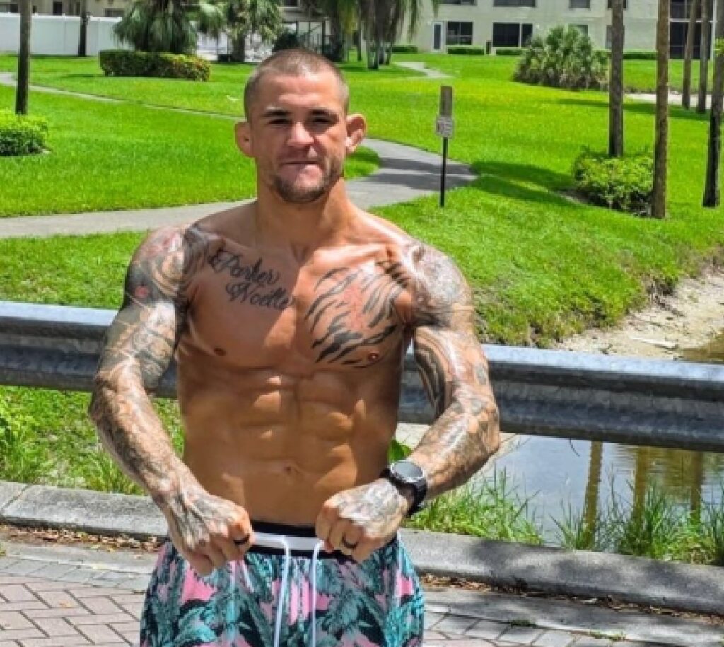 Dustin Poirier au plus mal depuis sa retraite : "une partie de moi est..."