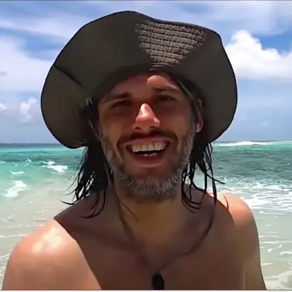 « On s'enferme vachement dans des convictions... » : Orelsan nous met en garde concernant les réseaux sociaux