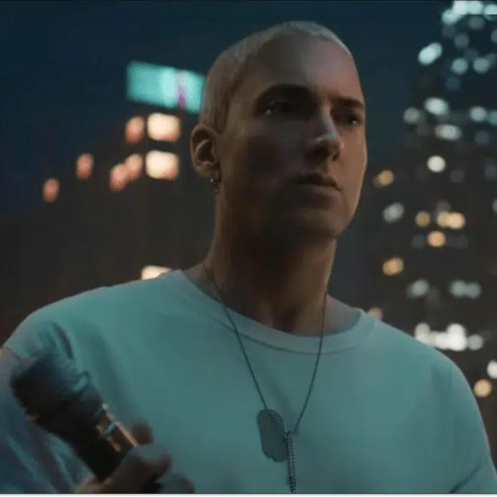 Eminem aurait retrouvé l'amour à 53 ans, l'identité de sa petite amie dévoilée